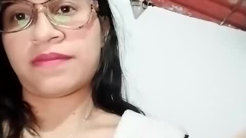 Snapshot of cristal_g19 chatting on January 2025 04:29:01 AM online show from January 2025 04:29:01 AM