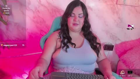 Snapshot of cristal_herrera chatting on October 2025 05:10:02 AM Cristal online show from October 2025 05:10:02 AM