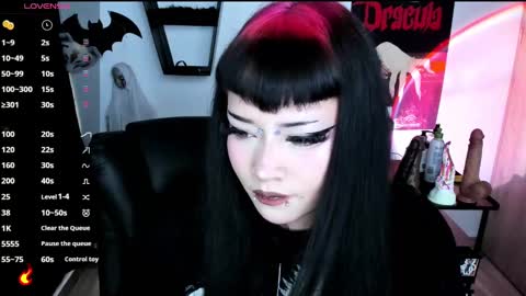 Snapshot of cristal_kosh chatting on November 2025 10:03:02 PM Cris online show from November 2025 10:03:02 PM