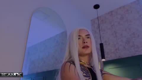 Cristal  online show from October 2025 01:56:02 PM