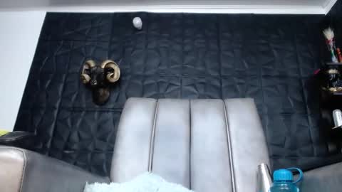 Hanna  online show from February 2026 12:33:02 AM