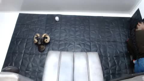 Hanna  online show from March 2026 12:34:01 PM