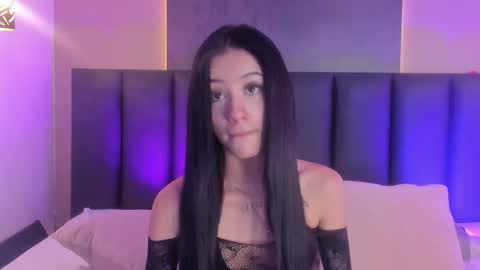 Nicole  Connection time 220pm-910pmCol online show from February 2026 07:43:02 PM