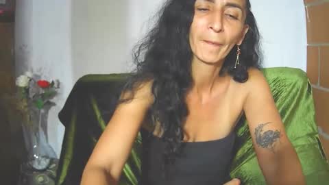 Snapshot of cristalvelvet chatting on May 2026 12:16:02 AM online show from May 2026 12:16:02 AM