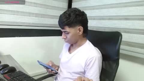 cristhian online show from September 2025 06:16:02 AM