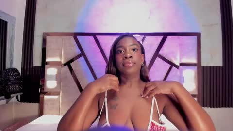 cristin  online show from March 2026 06:57:01 PM