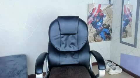 Snapshot of cristian_walker chatting on January 2025 02:45:02 AM cristian walker online show from January 2025 02:45:02 AM