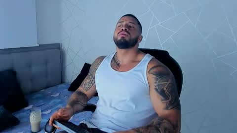 Snapshot of cristian_walker chatting on February 2025 11:49:02 AM cristian walker online show from February 2025 11:49:02 AM