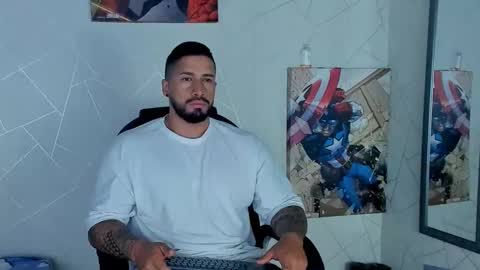 Snapshot of cristian_walker chatting on March 2025 01:03:01 PM cristian walker online show from March 2025 01:03:01 PM