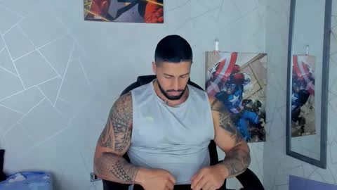 Snapshot of cristian_walker chatting on March 2025 12:15:01 PM cristian walker online show from March 2025 12:15:01 PM