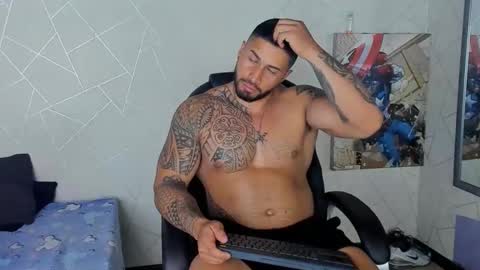 Snapshot of cristian_walker chatting on March 2025 11:33:01 PM cristian walker online show from March 2025 11:33:01 PM