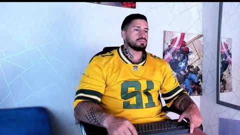 Snapshot of cristian_walker chatting on October 2025 11:20:02 AM cristian walker online show from October 2025 11:20:02 AM