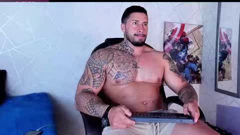 Snapshot of cristian_walker chatting on October 2025 12:41:02 PM cristian walker online show from October 2025 12:41:02 PM