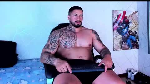 Snapshot of cristian_walker chatting on November 2025 01:00:02 PM cristian walker online show from November 2025 01:00:02 PM