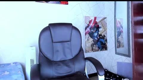 Snapshot of cristian_walker chatting on December 2025 10:31:01 AM cristian walker online show from December 2025 10:31:01 AM