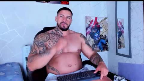 Snapshot of cristian_walker chatting on December 2025 11:37:01 AM cristian walker online show from December 2025 11:37:01 AM