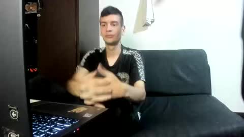 Snapshot of cristiand20 chatting on February 2025 10:18:01 AM Cristian online show from February 2025 10:18:01 AM