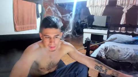Snapshot of cristiand20 chatting on March 2025 01:03:01 PM Cristian online show from March 2025 01:03:01 PM