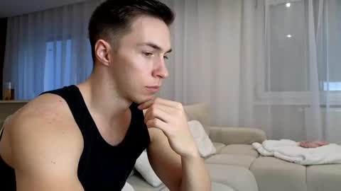 Snapshot of cristianovilla chatting on February 2025 04:12:02 PM CristianoHailey online show from February 2025 04:12:02 PM