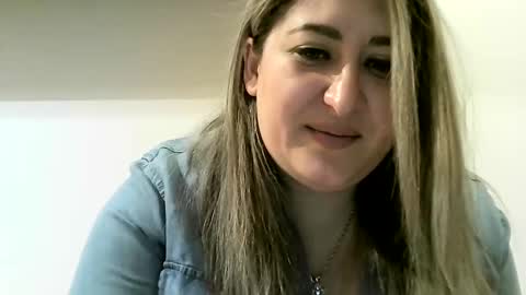 Snapshot of cristina20021991 chatting on January 2025 08:56:01 AM cristina20021991 online show from January 2025 08:56:01 AM