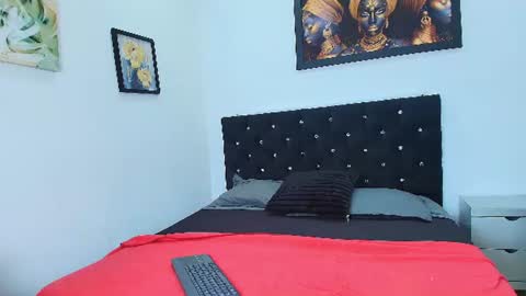 cristtalrousse online show from August 2026 01:24:02 PM