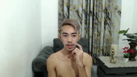 crocodale online show from October 2025 01:33:02 PM