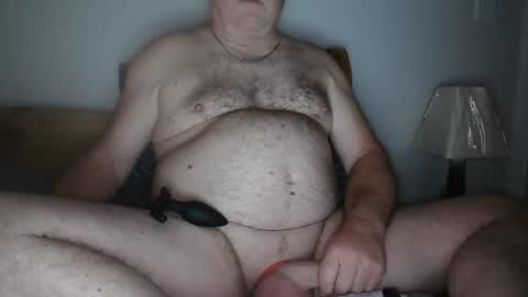 Crowbarbi online show from November 2025 12:37:02 PM