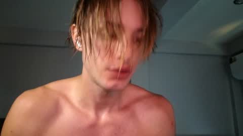 Lin inst lingoodyy online show from February 2025 03:31:01 AM