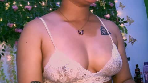 Snapshot of crysrus chatting on December 2024 12:40:02 AM crysrus online show from December 2024 12:40:02 AM