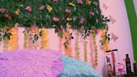 Snapshot of crysrus chatting on September 2025 02:05:02 AM crysrus online show from September 2025 02:05:02 AM