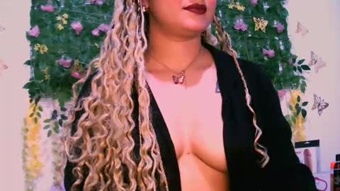 Snapshot of crysrus chatting on September 2025 07:52:02 PM crysrus online show from September 2025 07:52:02 PM