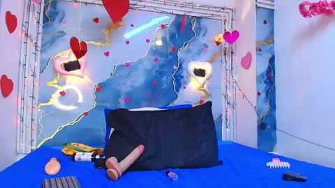 Snapshot of crystal_love08 chatting on February 2026 07:23:02 PM crystal online show from February 2026 07:23:02 PM