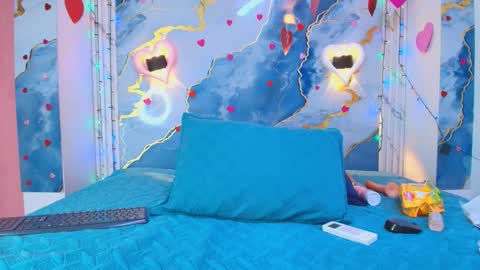 Snapshot of crystal_love08 chatting on February 2026 07:21:01 PM crystal online show from February 2026 07:21:01 PM