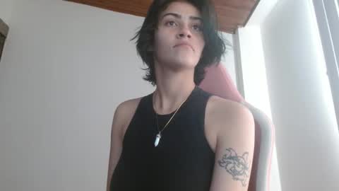 Crystal Blaze online show from September 2025 09:16:02 PM