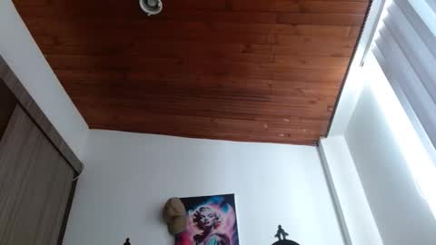 Crystal Blaze online show from February 2026 03:50:02 PM