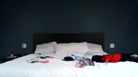 crystalbarbie214 online show from November 2025 12:49:02 AM