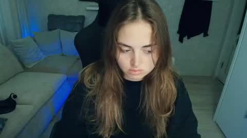 crystalemily online show from July 2026 07:05:02 PM