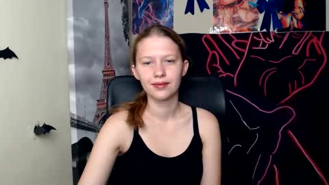 Snapshot of crystalgirl__ chatting on May 2026 06:04:02 PM Stella online show from May 2026 06:04:02 PM