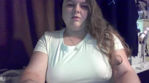 Herekittykitty69 online show from November 2025 05:55:02 PM