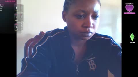 Snapshot of crystallgem chatting on May 2026 08:30:01 AM crystallgem online show from May 2026 08:30:01 AM