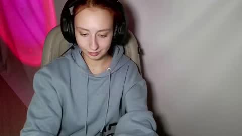 Snapshot of crystallkris chatting on December 2024 02:29:02 AM Kristina online show from December 2024 02:29:02 AM