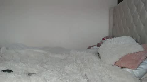 MissCrystal online show from January 2025 02:45:01 PM