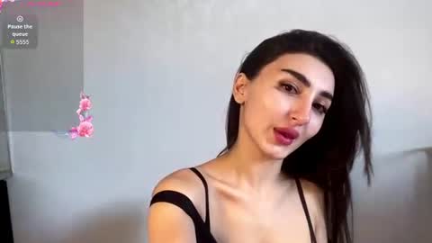 Diana online show from August 2026 09:01:02 AM