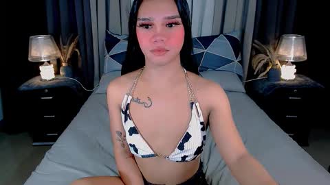 Snapshot of crytastal_lust1212 chatting on September 2025 09:58:01 AM bea takashi online show from September 2025 09:58:01 AM