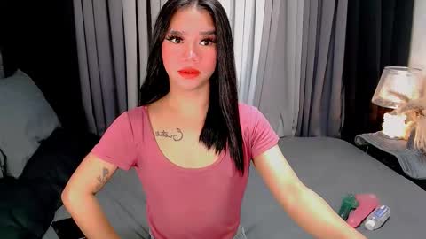 Snapshot of crytastal_lust1212 chatting on November 2025 08:58:02 AM bea takashi online show from November 2025 08:58:02 AM