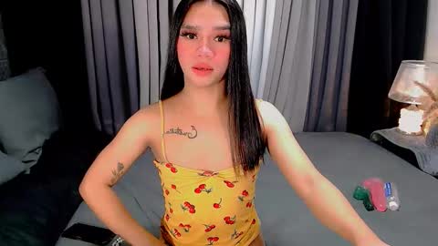 Snapshot of crytastal_lust1212 chatting on November 2025 08:36:02 AM bea takashi online show from November 2025 08:36:02 AM