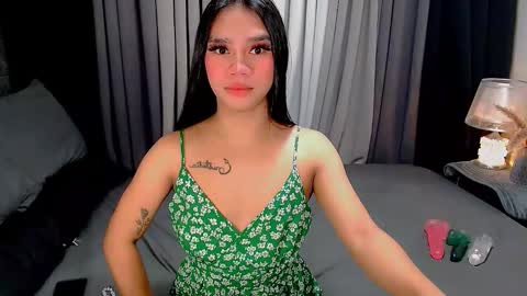 Snapshot of crytastal_lust1212 chatting on November 2025 09:46:01 AM bea takashi online show from November 2025 09:46:01 AM