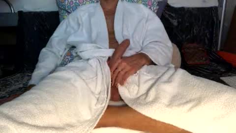 Snapshot of crzcrz chatting on October 2025 11:37:02 PM crzcrz online show from October 2025 11:37:02 PM