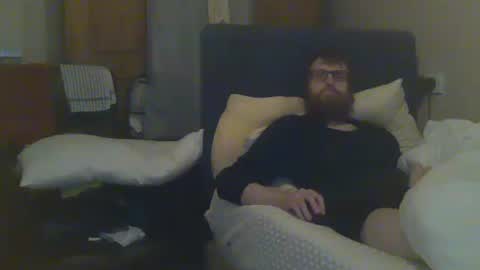 Snapshot of cs014g8493 chatting on January 2025 01:39:02 AM chris online show from January 2025 01:39:02 AM