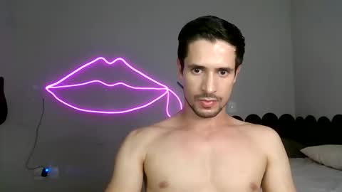 Snapshot of cshundderlick chatting on February 2026 03:14:02 AM cshunderlick online show from February 2026 03:14:02 AM